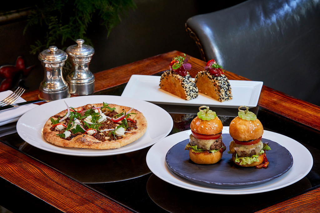 LAN - The Garden Room dining