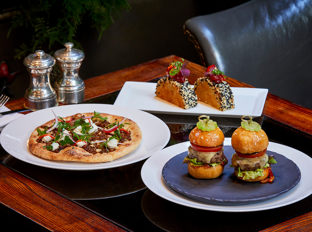 LAN - The Garden Room dining