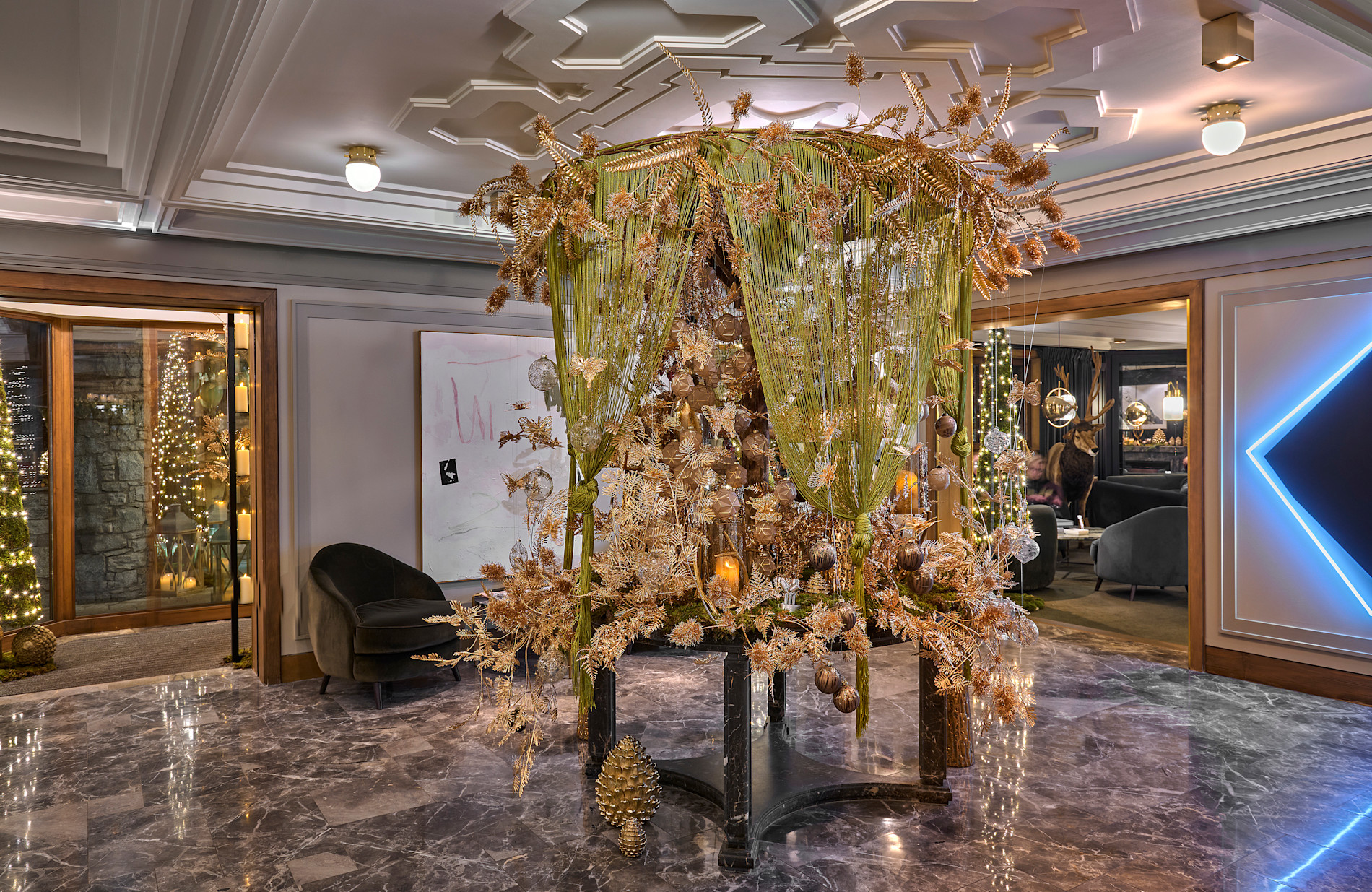 APG - Christmas decorations