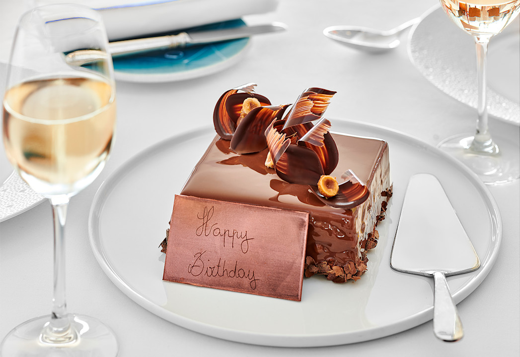 HDC - Chocolate Birthday cake