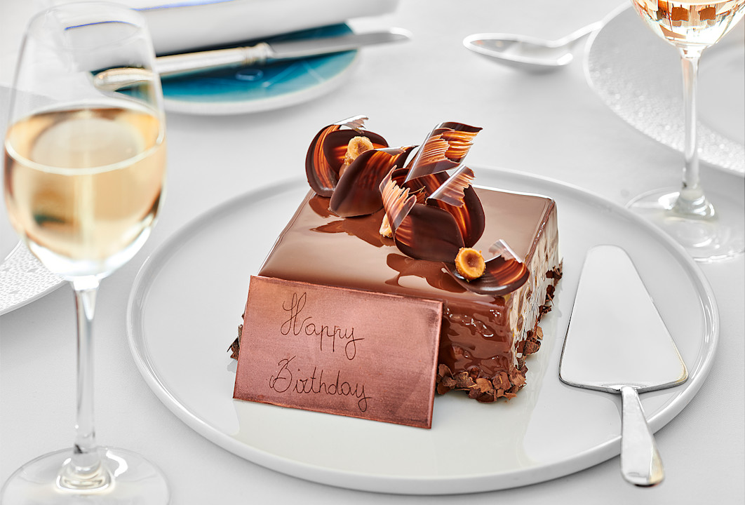 HDC - Chocolate Birthday cake