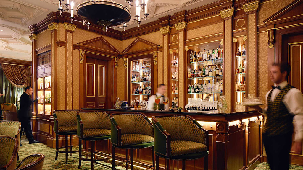 LAN - The Library Bar at The Lanesborough