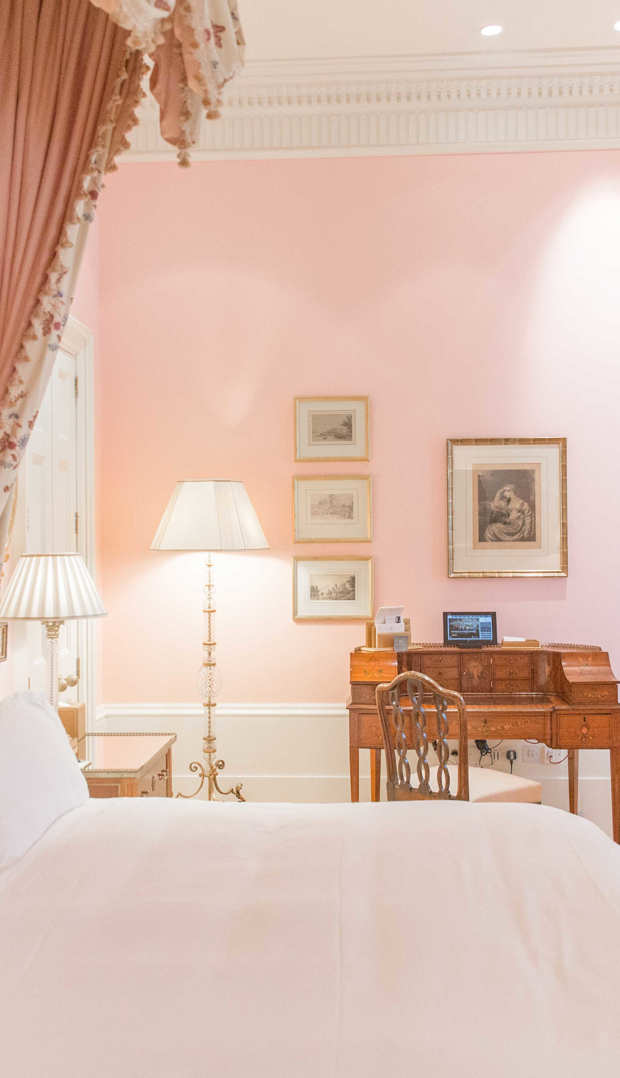 Childrens In Room Set Up The Lanesborough London