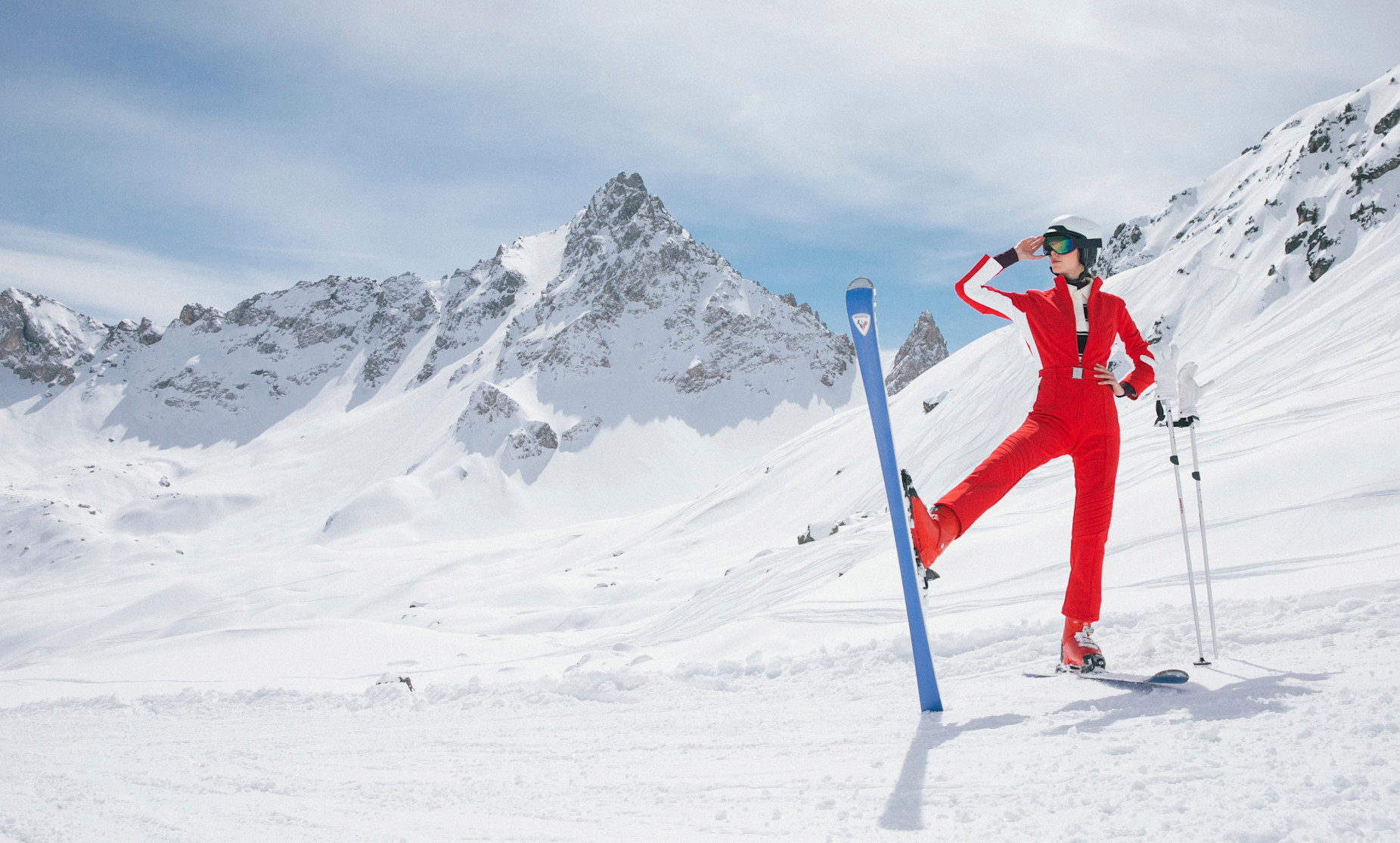 APG - Ski blue, white and red