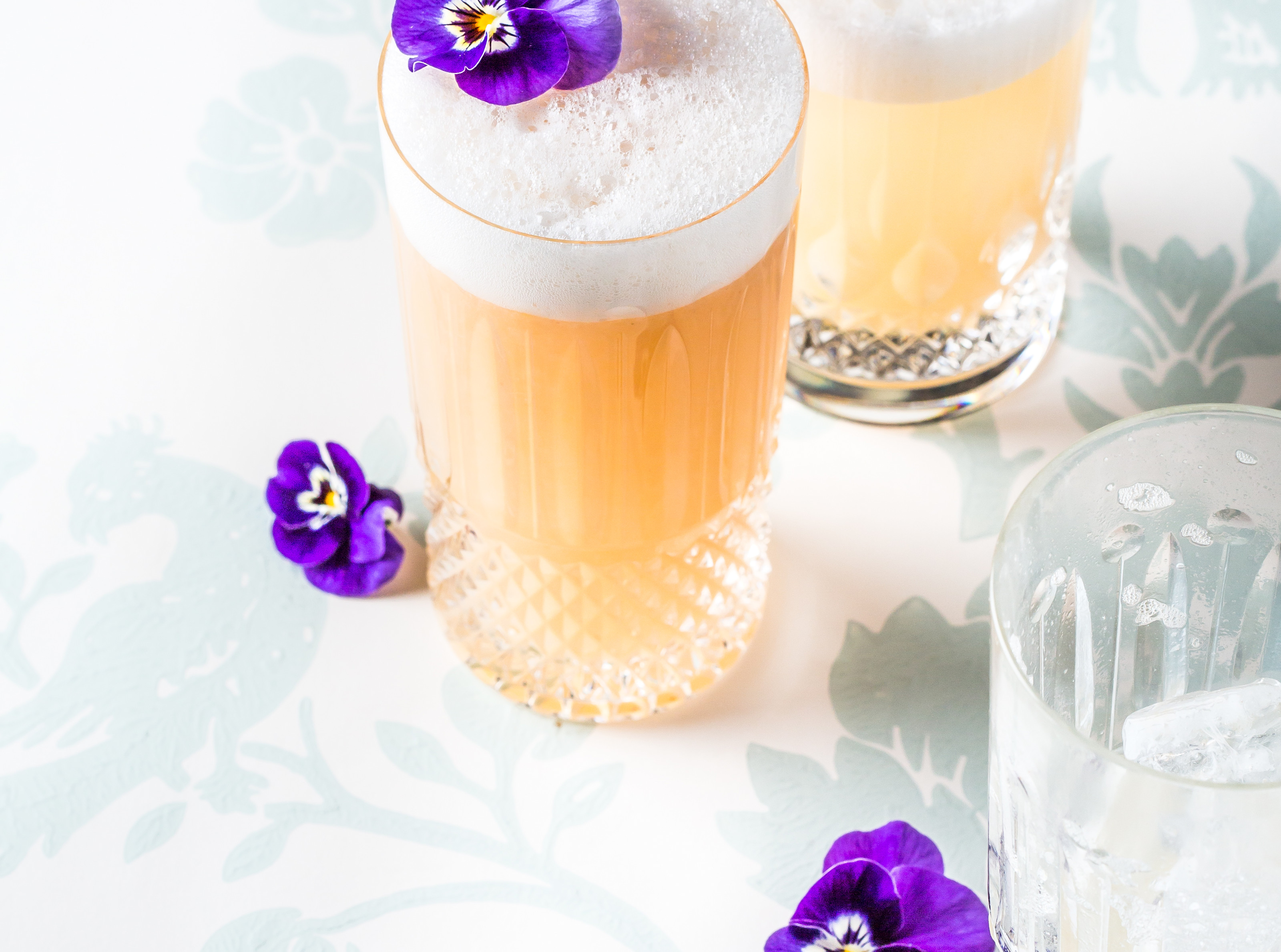 Le Bristol Paris - Bar cocktail violet