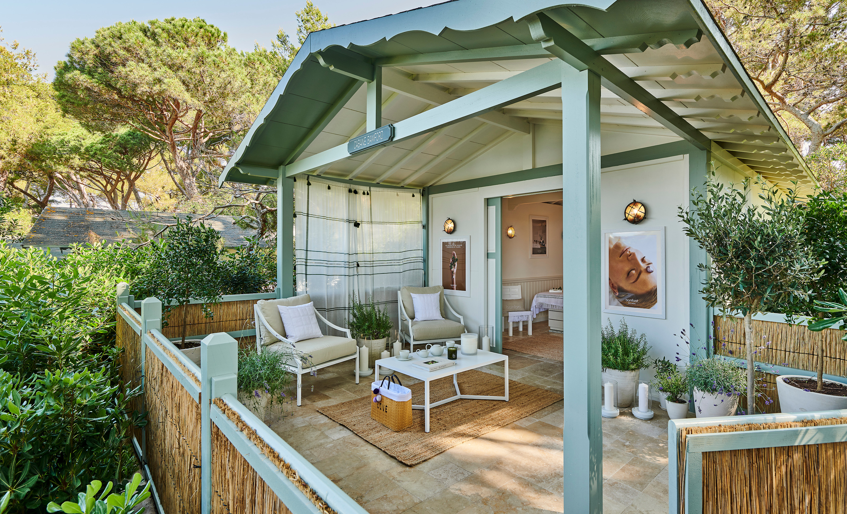 HDC - Bamford Cabana