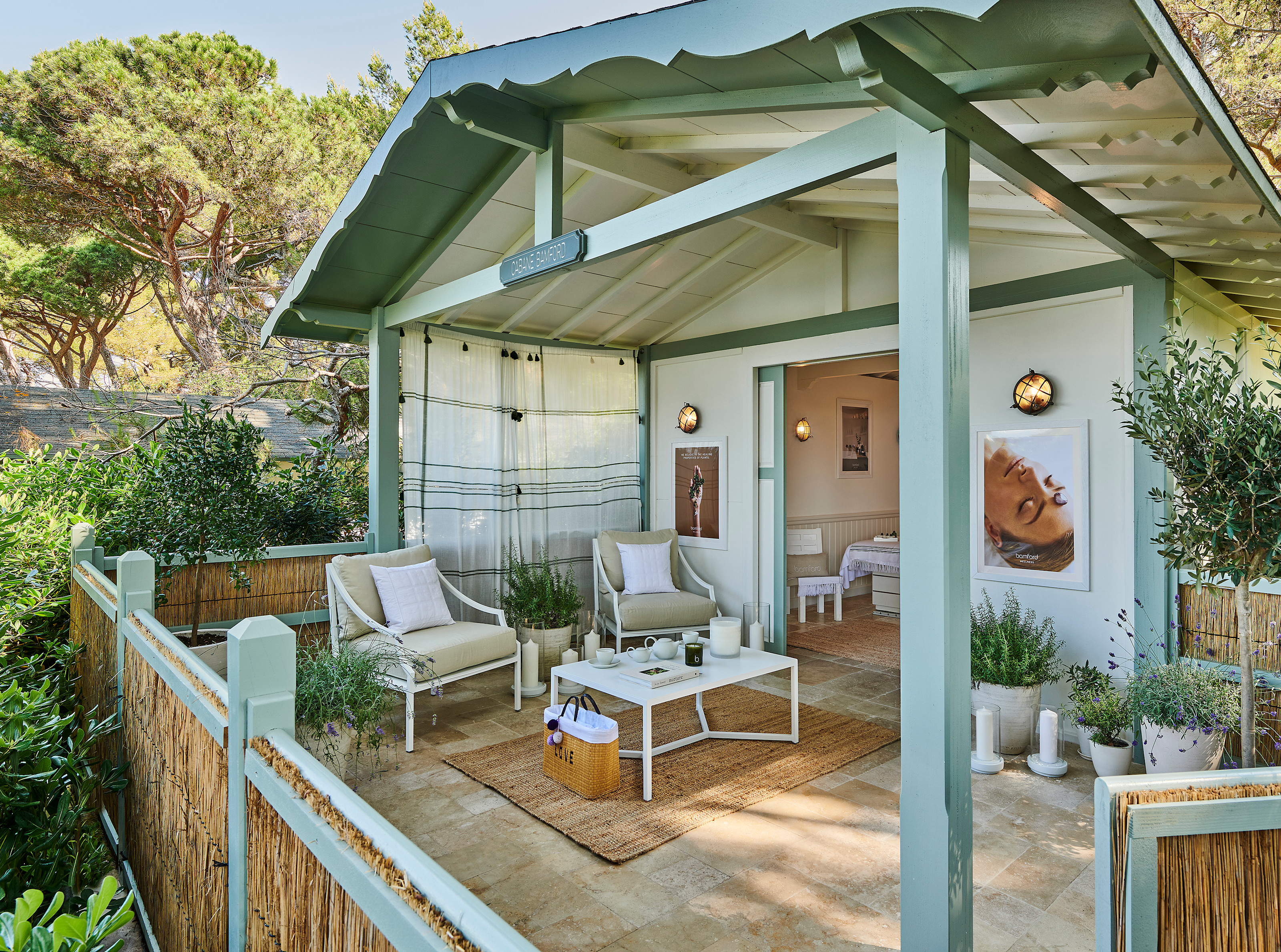 HDC - Bamford Cabana