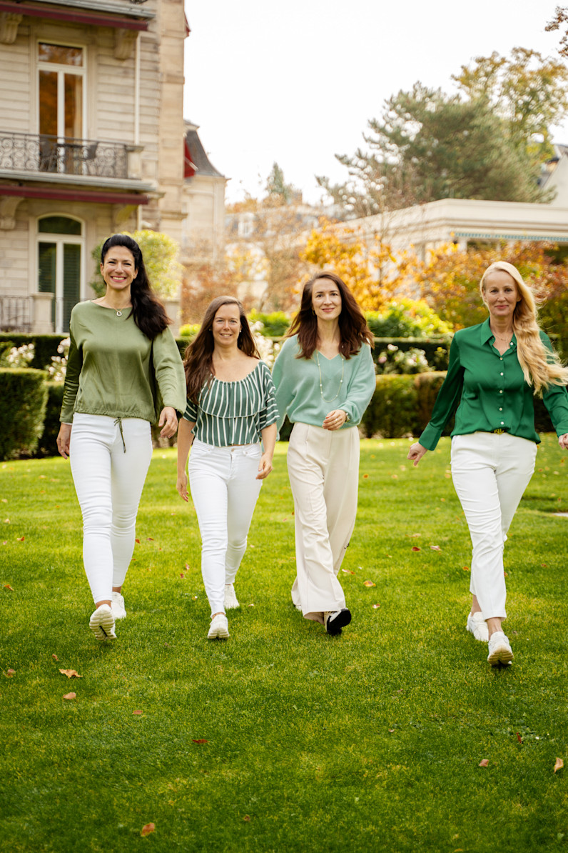 BPH - Girls - Embrace & Escape