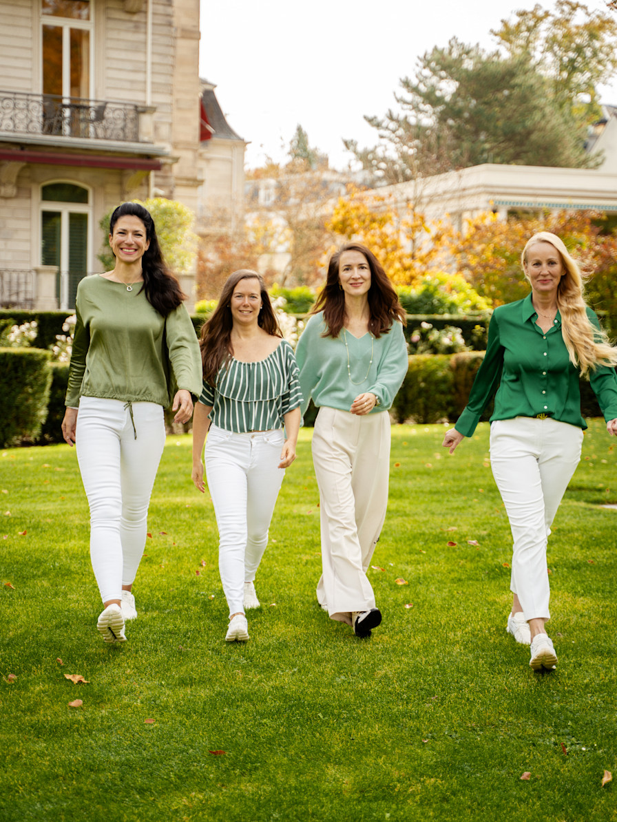 BPH - Girls - Embrace & Escape