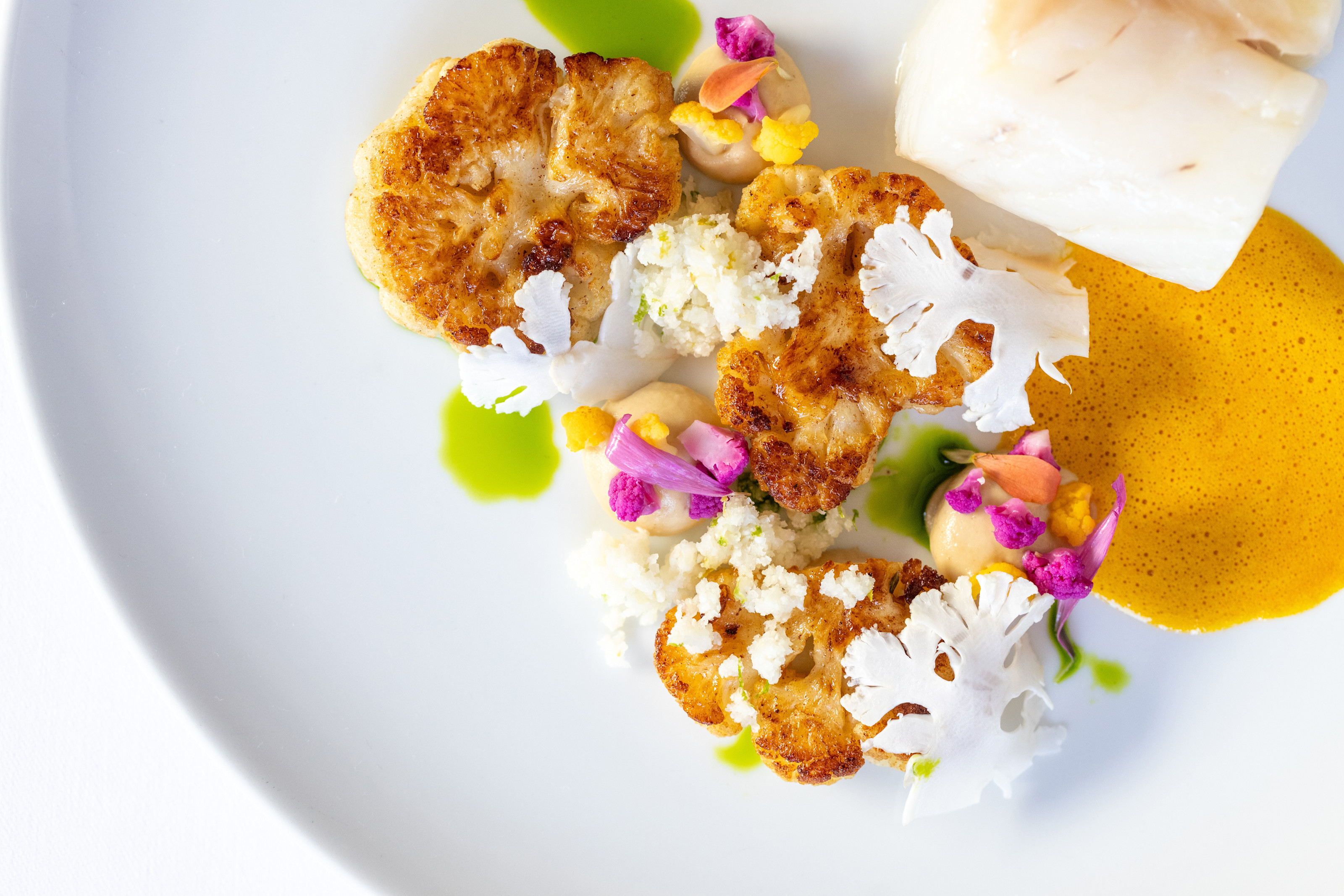 LBP - 114 Faubourg - Chef Arnaud Faye - Cabillaud rôti - ©Maki Manoukian yX935