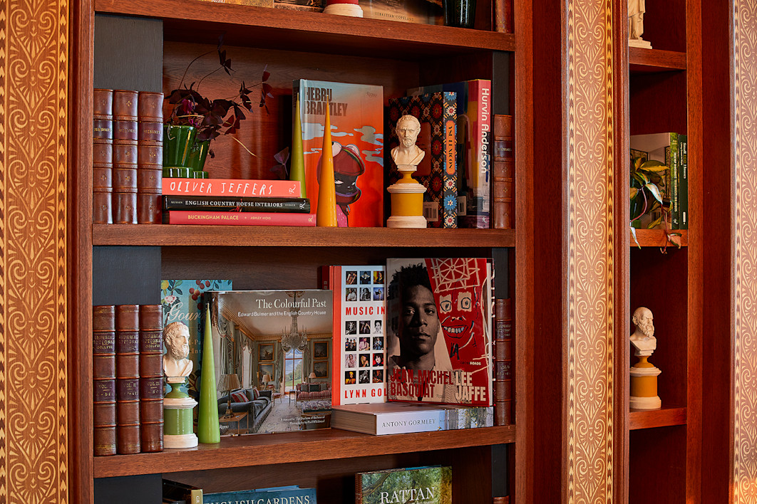 LAN - Rizzoli The Library Bar 