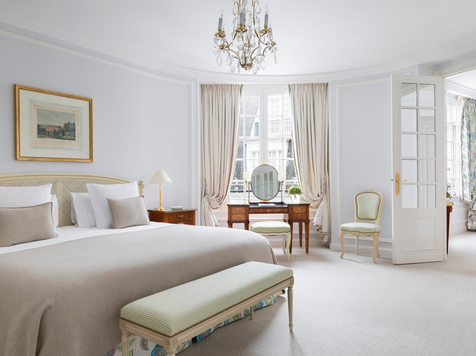 Room 08SSHO - Image 3