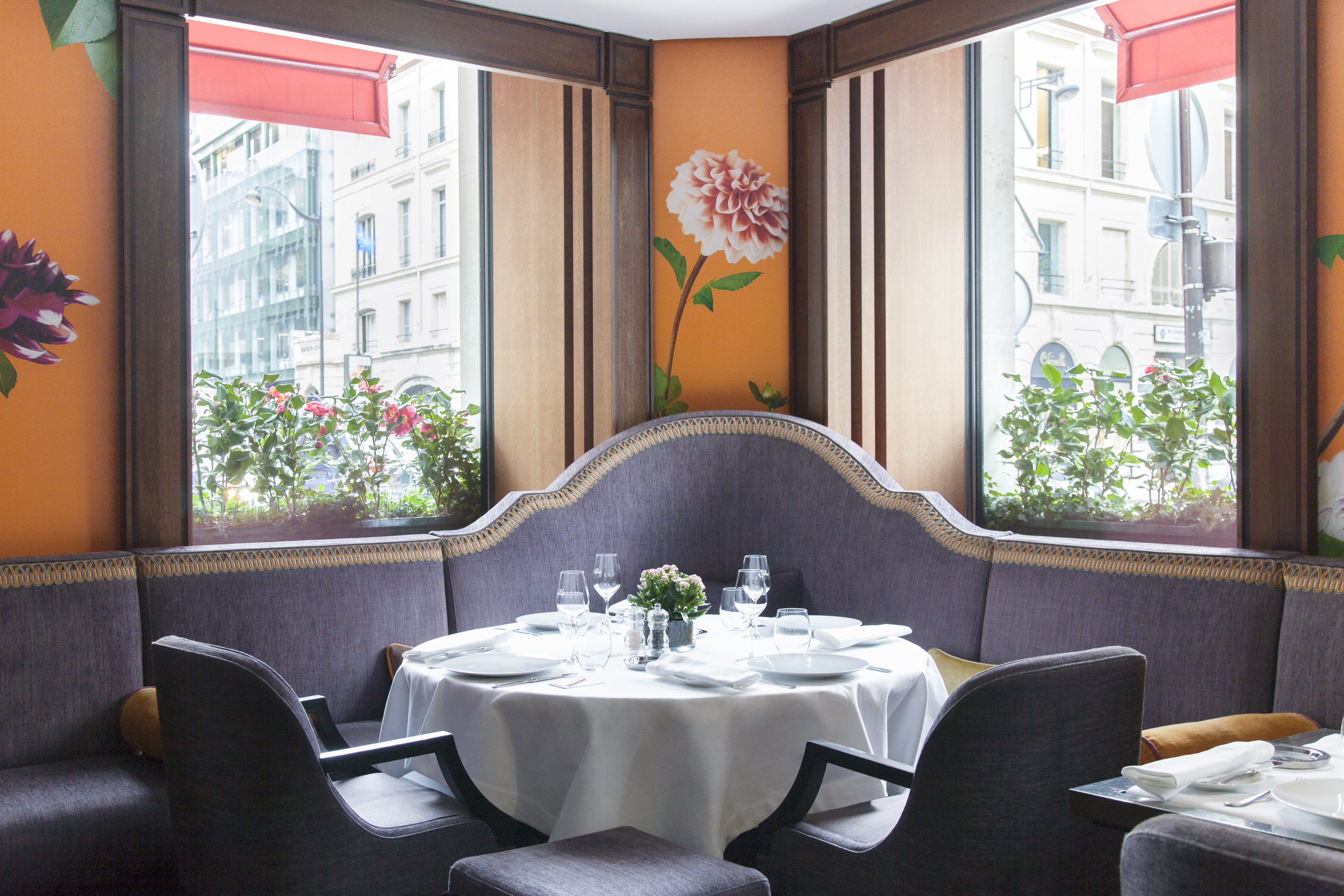 LBP -restaurant 114 Faubourg-4 8gQyW