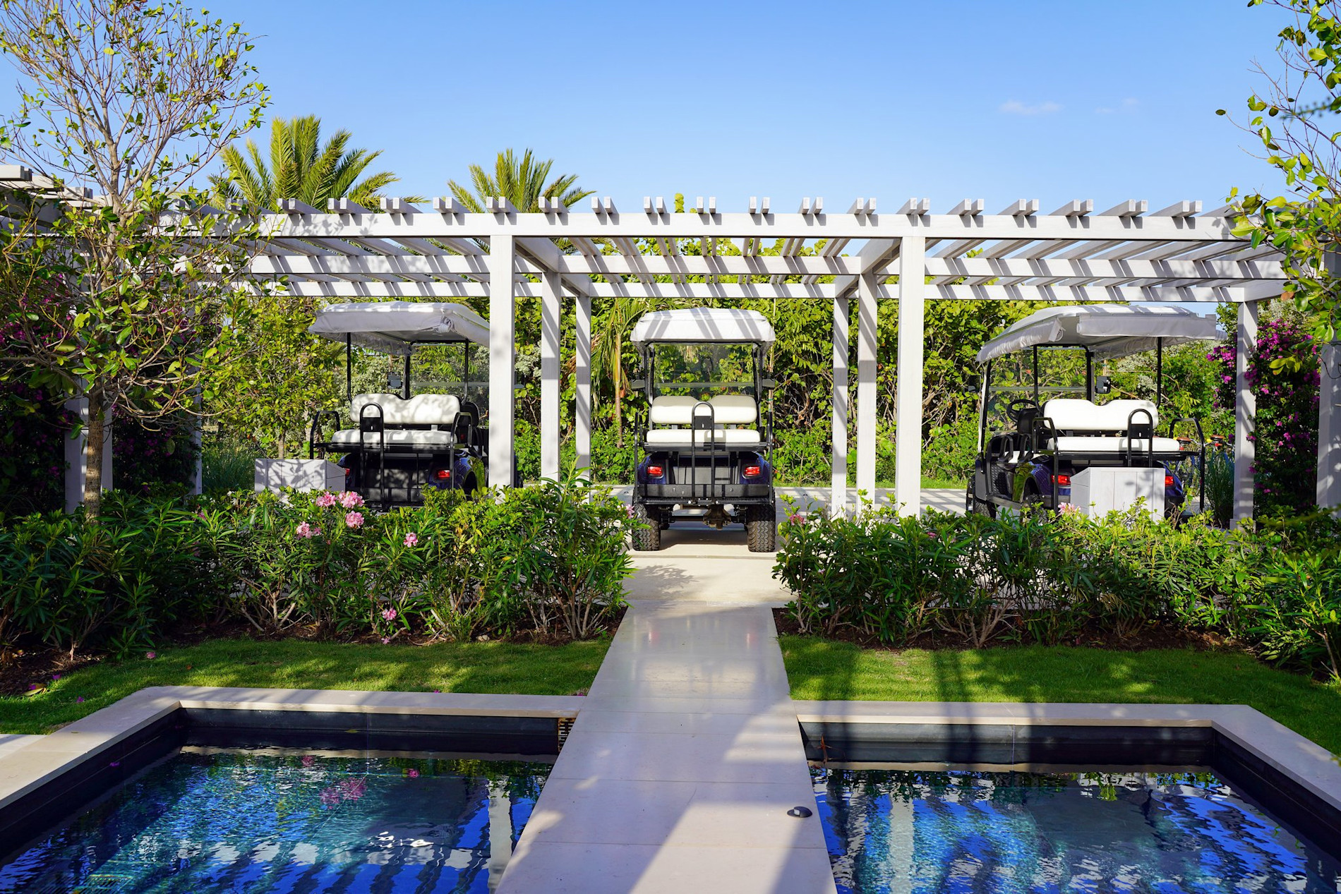 Room XTYC - Image 17