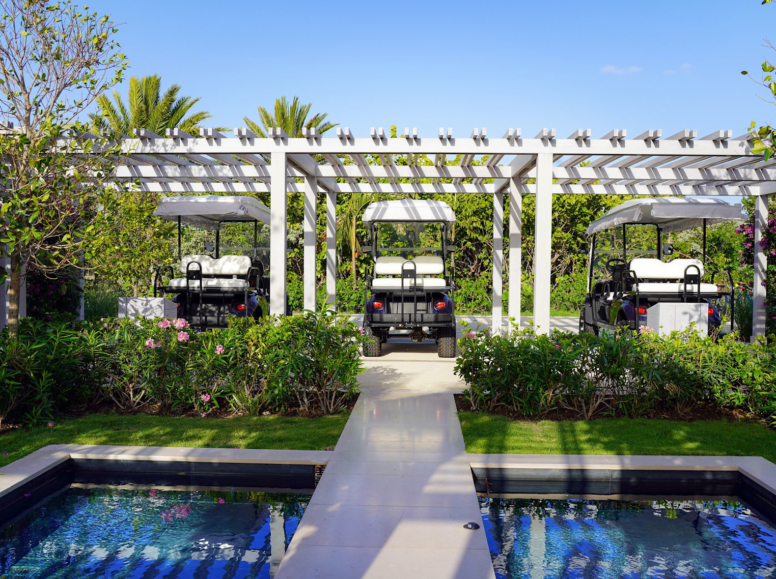 Room XTYC - Image 17