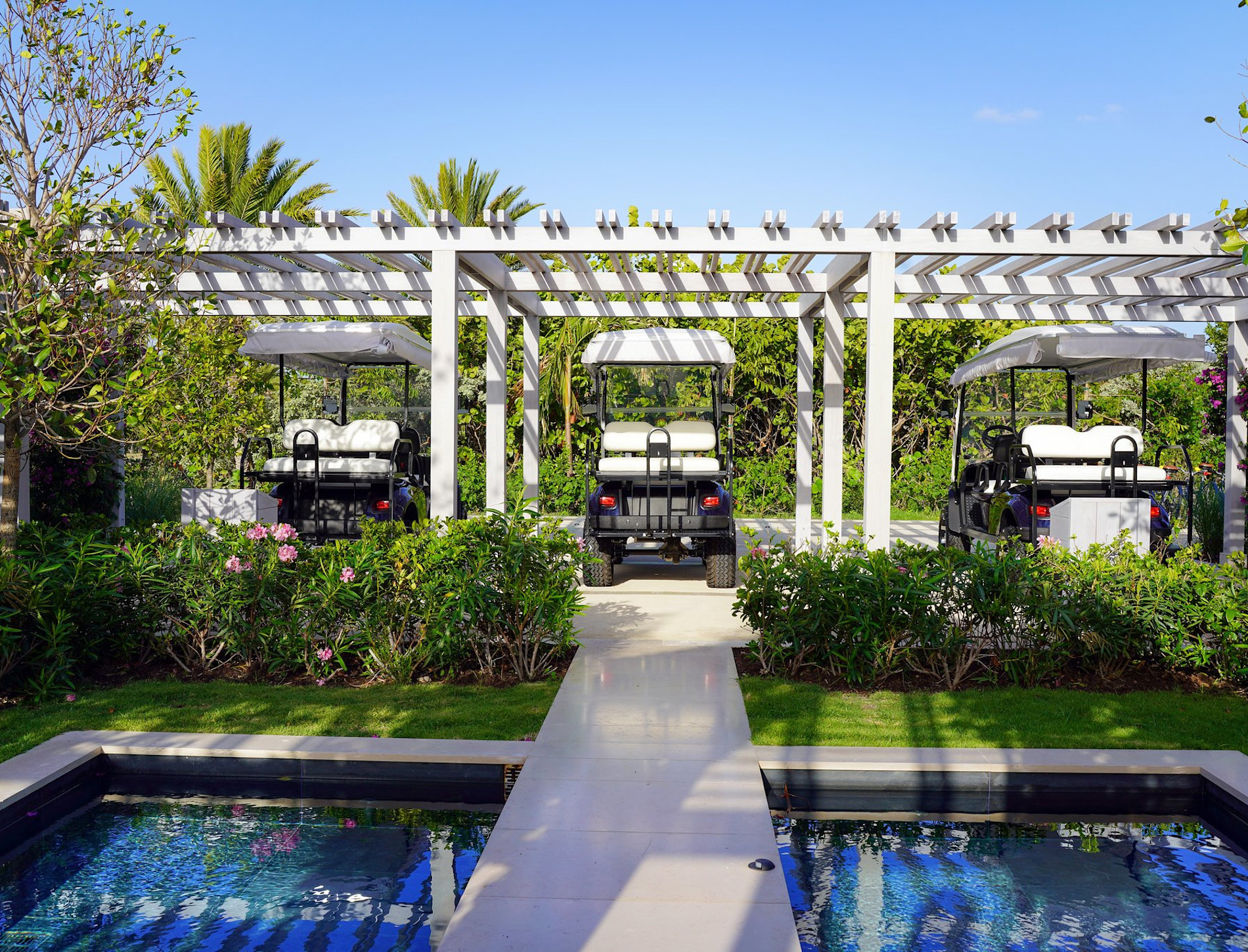 Room XTYC - Image 17