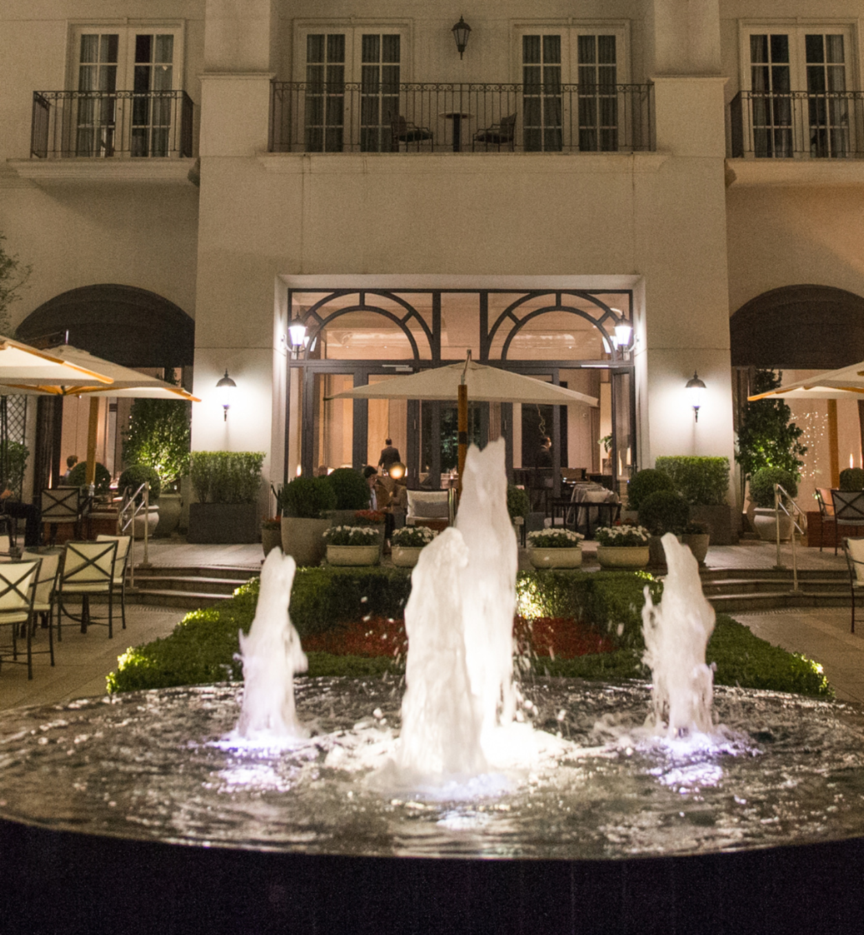 SAO - Pateo do Palácio Exterior By Night