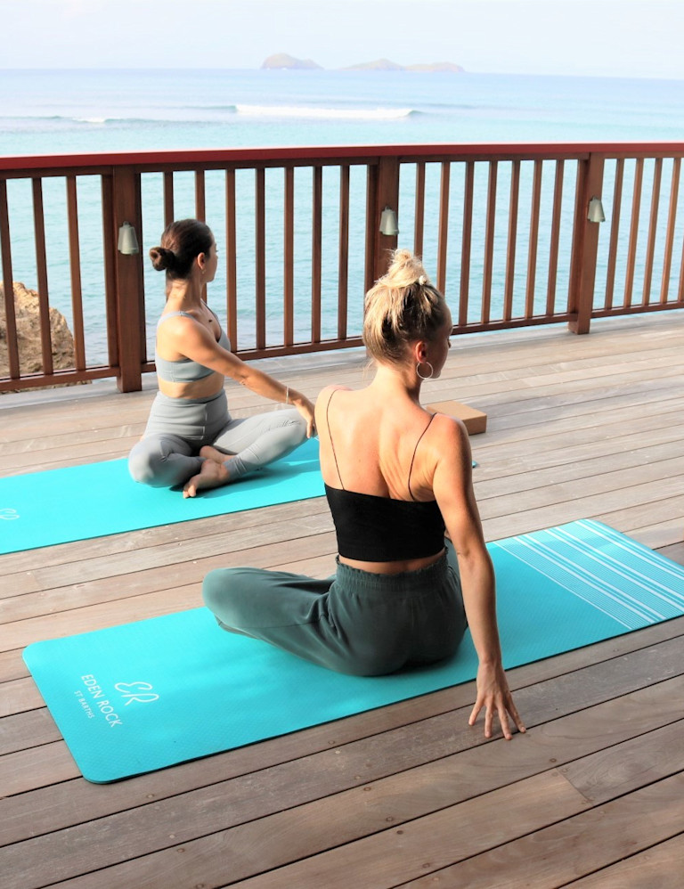 ERO - Wellness - Eden Wellness - Yoga outside