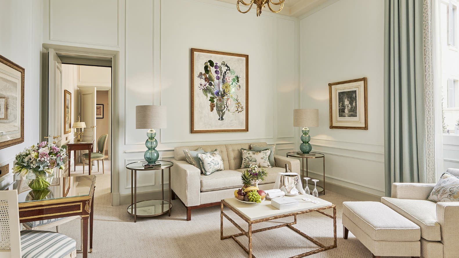 HDC - One Bedroom Suite Living-room