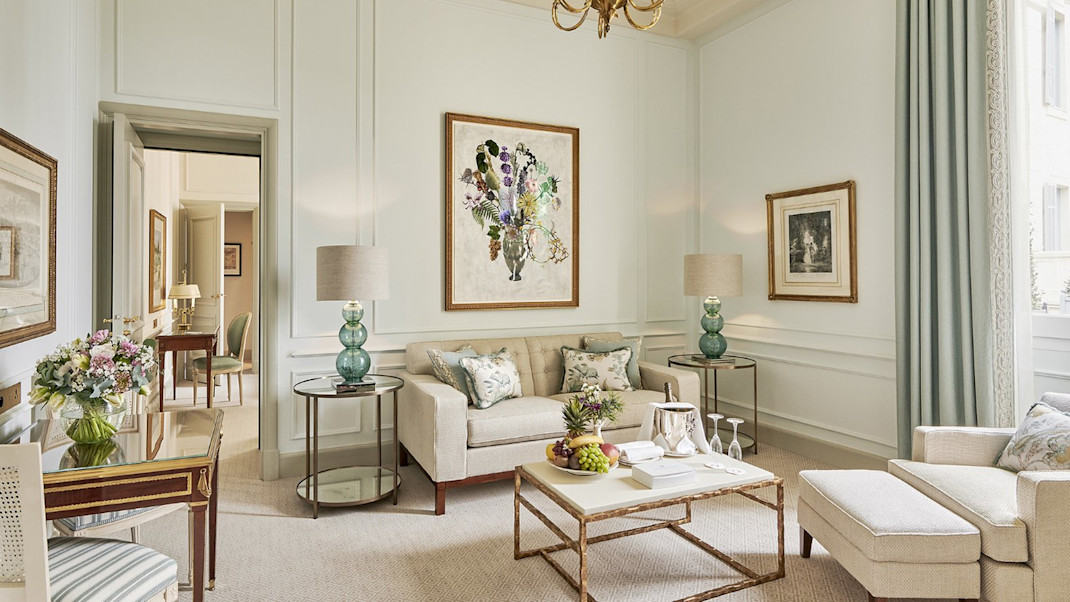 HDC - One Bedroom Suite Living-room