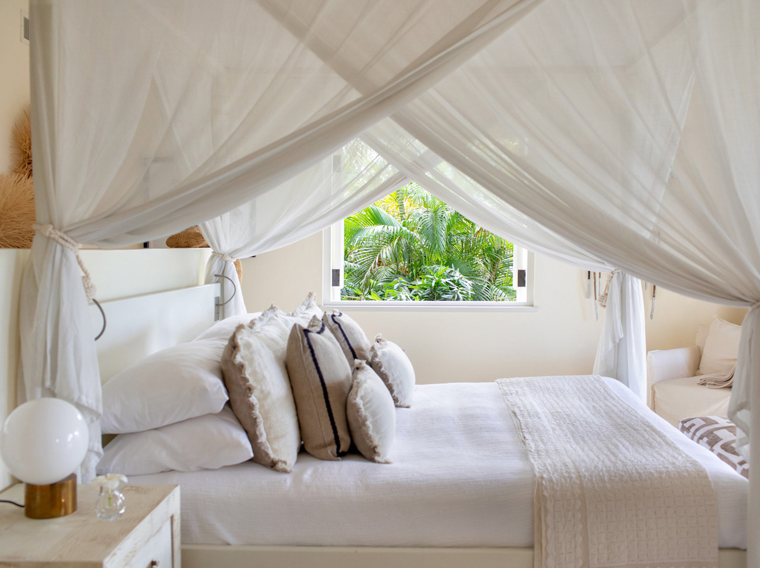 Room XCAL - Image 12