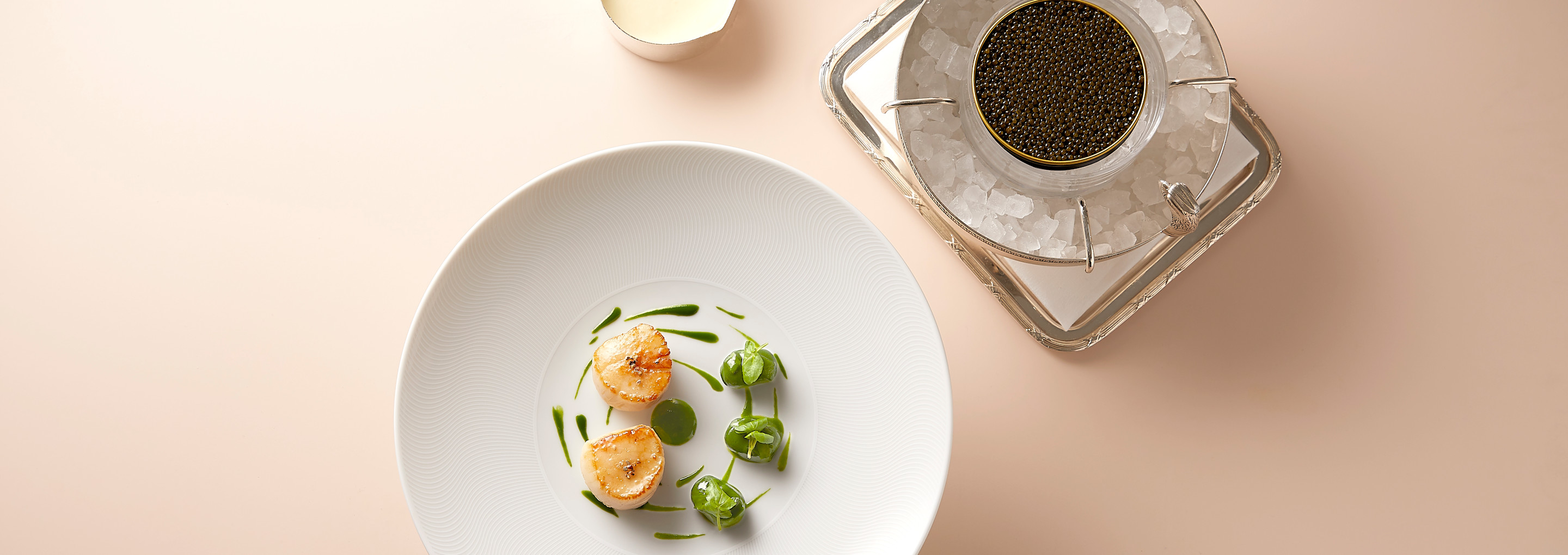 Le Bristol Paris - Epicure - Noix de Coquilles Saint-Jacques De Normandie © Thomas Dhellemmes