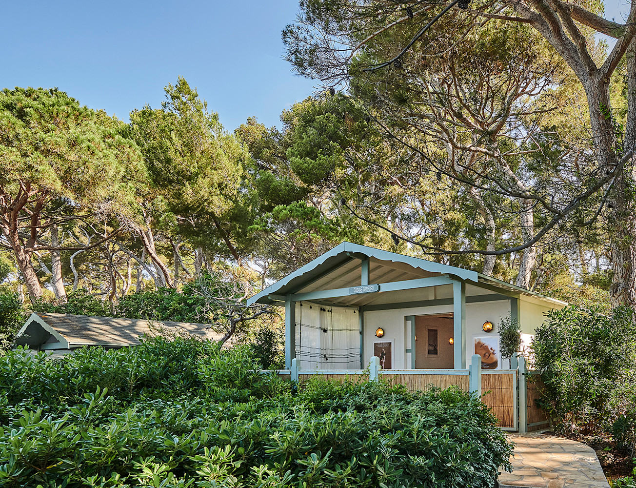 HDC - Bamford Cabana