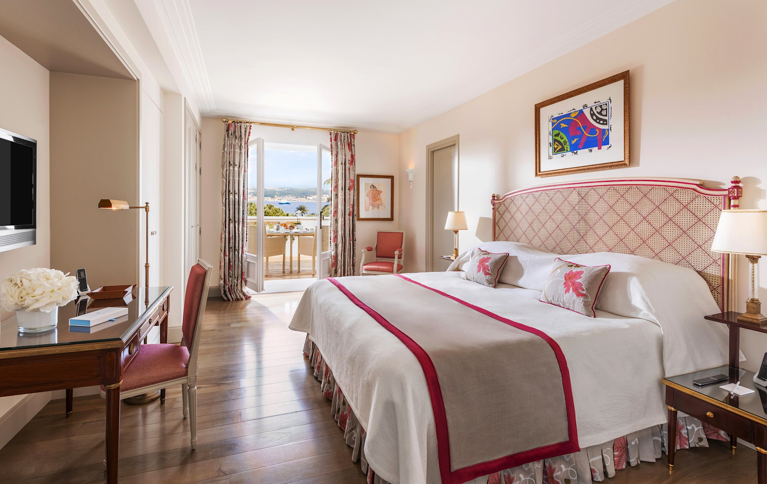 HDC - Villa Eleana Suite Room