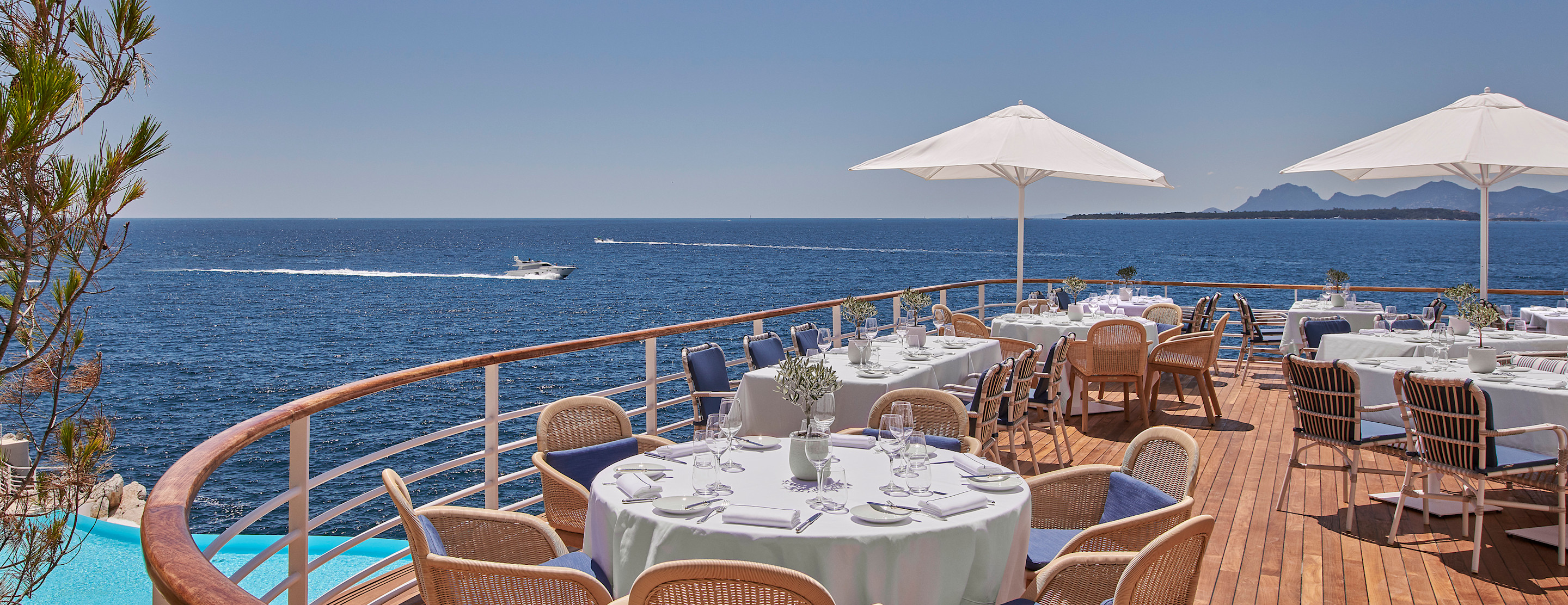 HDC - Eden-Roc Restaurant terrace