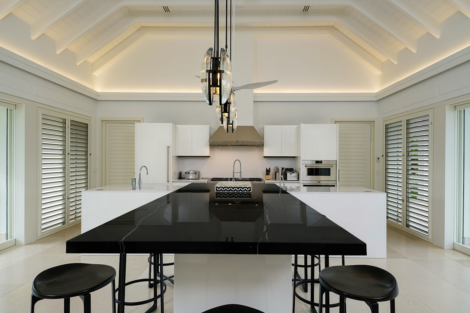 JBI-PrvRes TyCompton Kitchen 2-300dpi