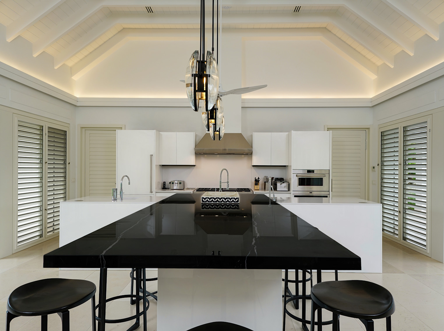 JBI-PrvRes TyCompton Kitchen 2-300dpi