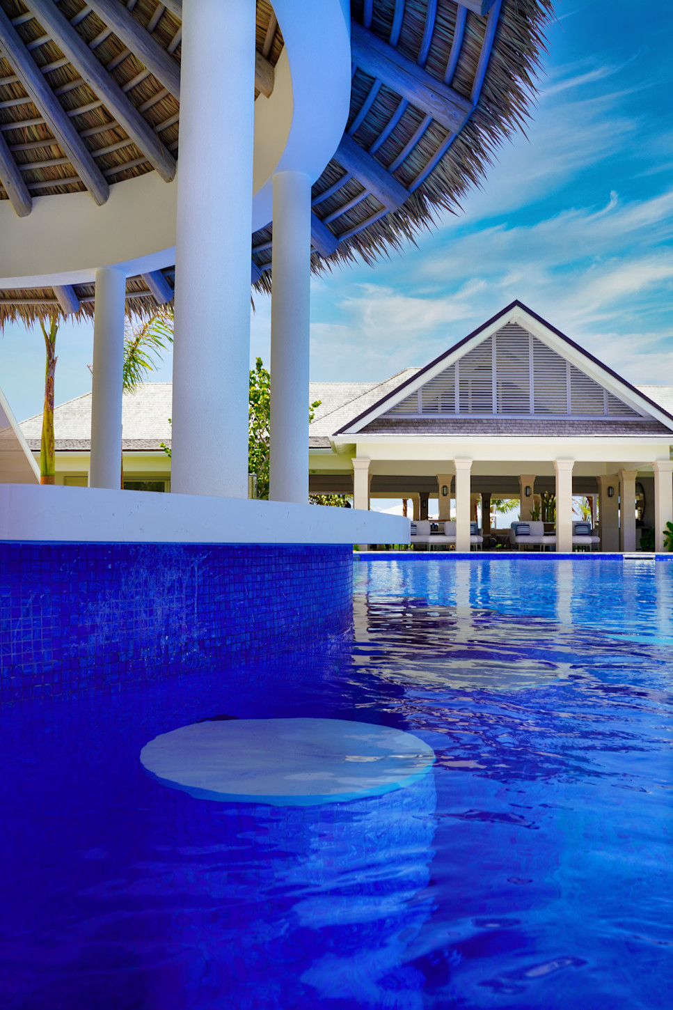 JBI-PrvRes TyCompton Pool bar1a-300dpi