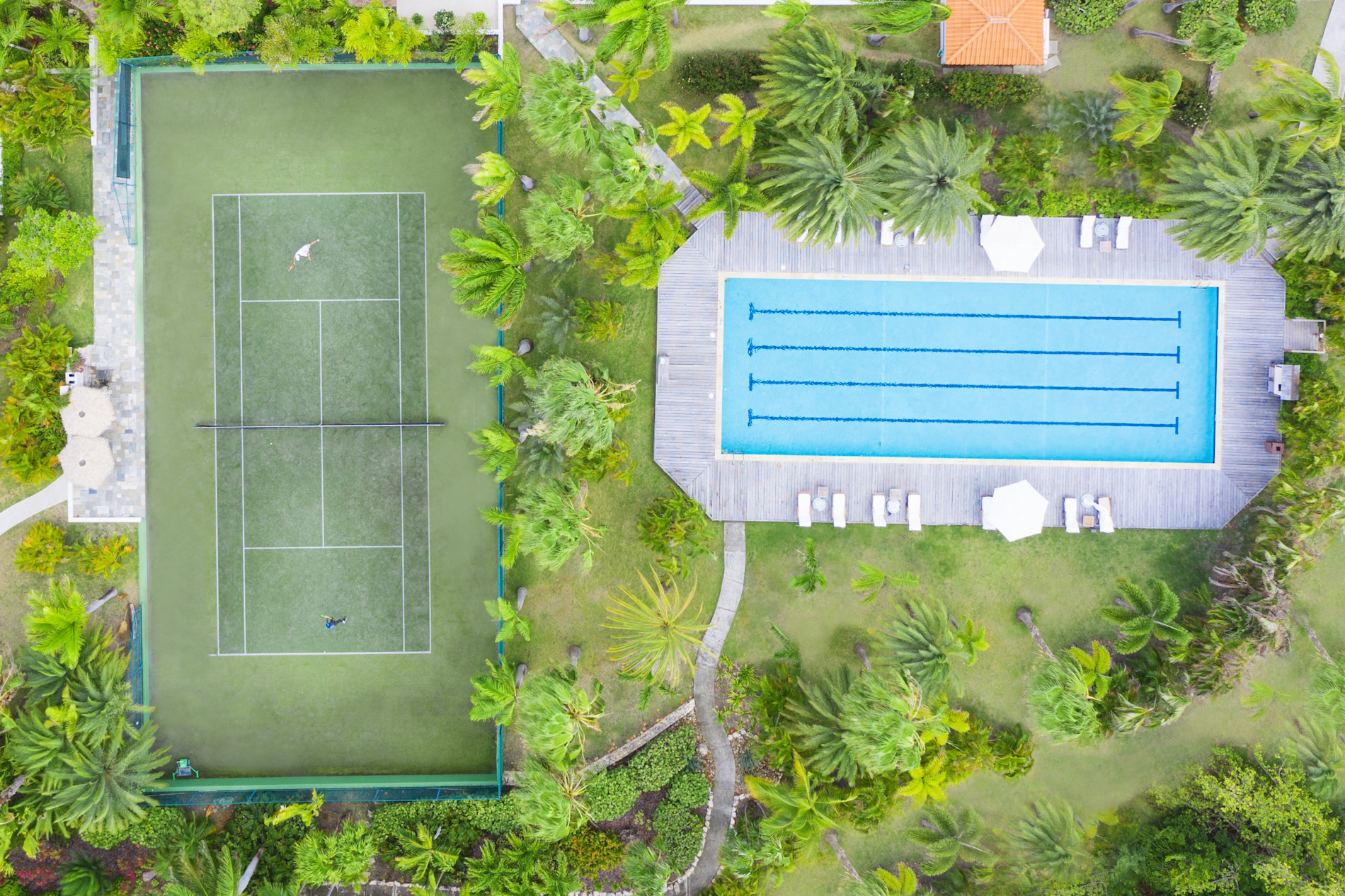 JBI - Racket Club - pool & tennis