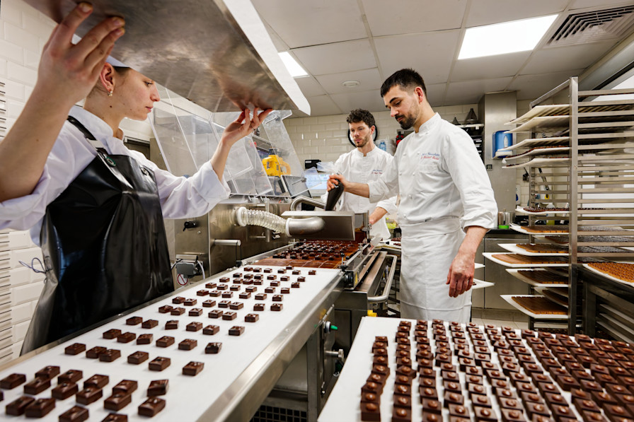 Le Bristol Paris -Chocolaterie Team