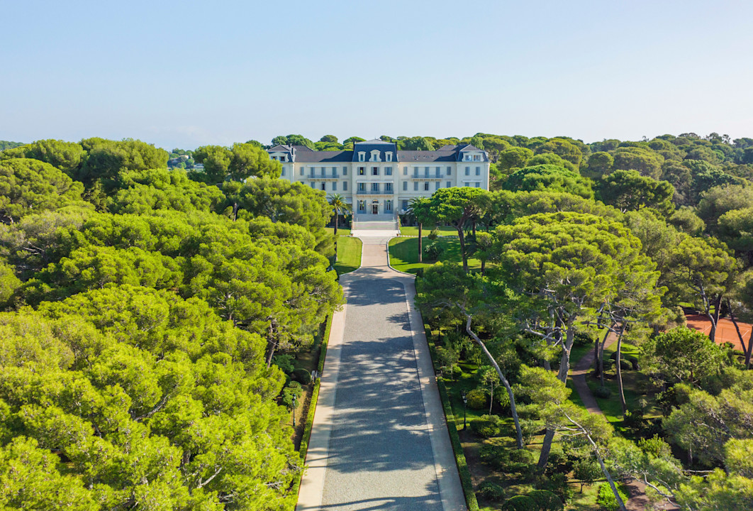 HDC - Aeria view of the hotel