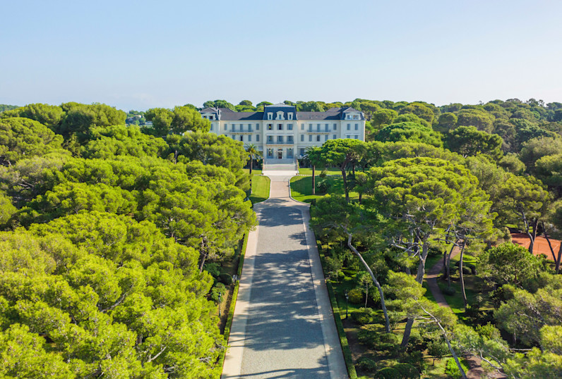 HDC - Aeria view of the hotel