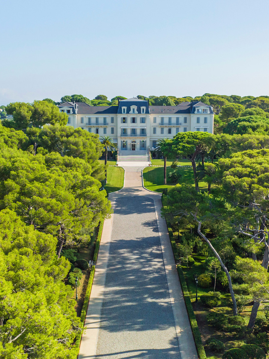 HDC - Aeria view of the hotel