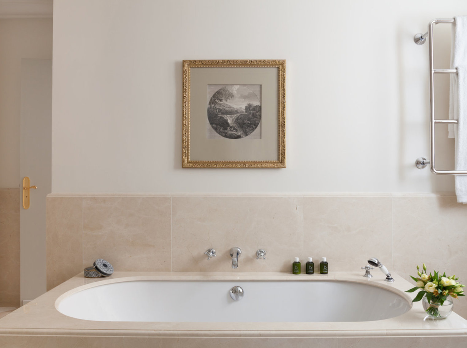 Room 07SDLX - Image 4