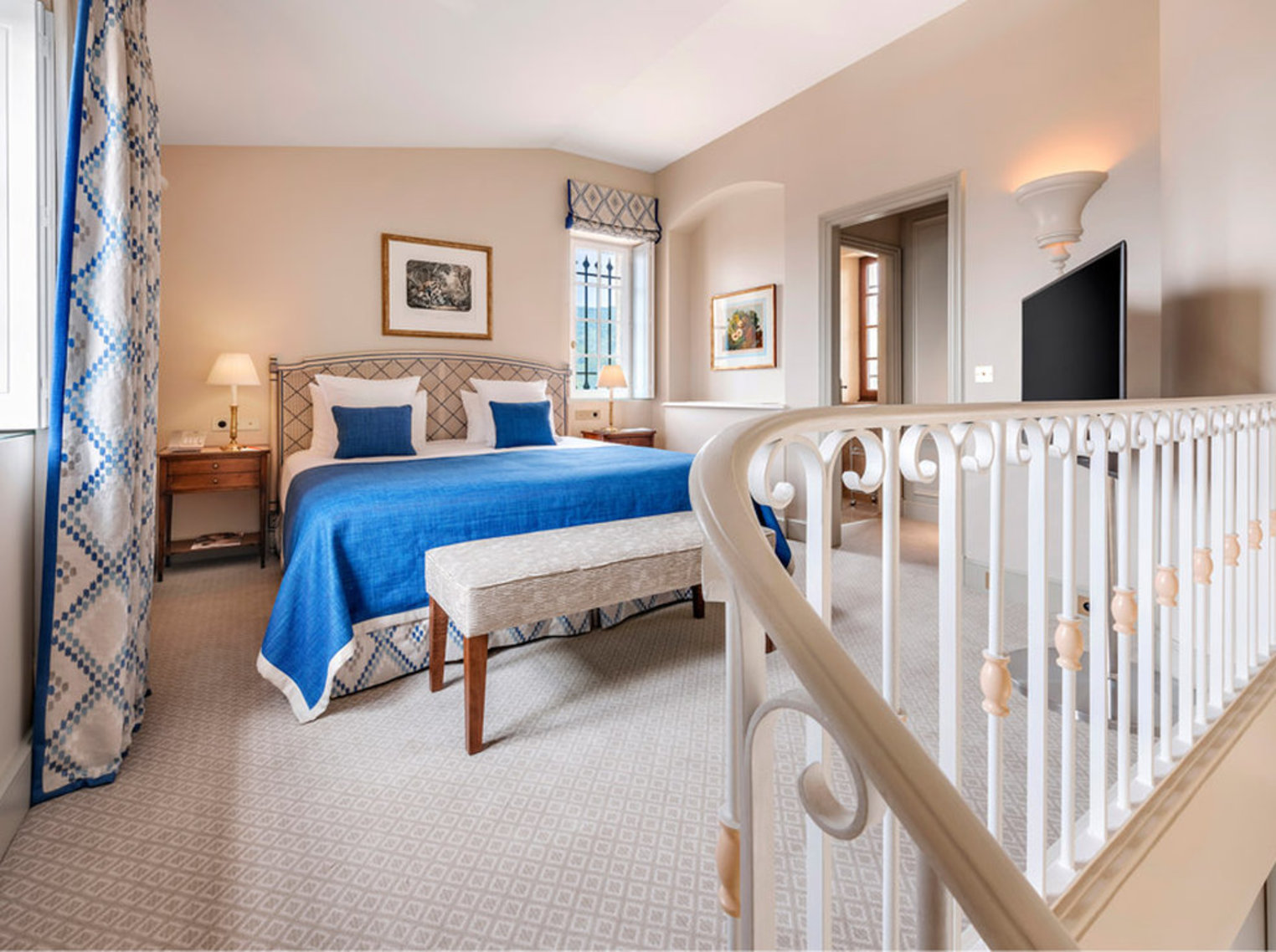 CSM - Duplex Suite Room