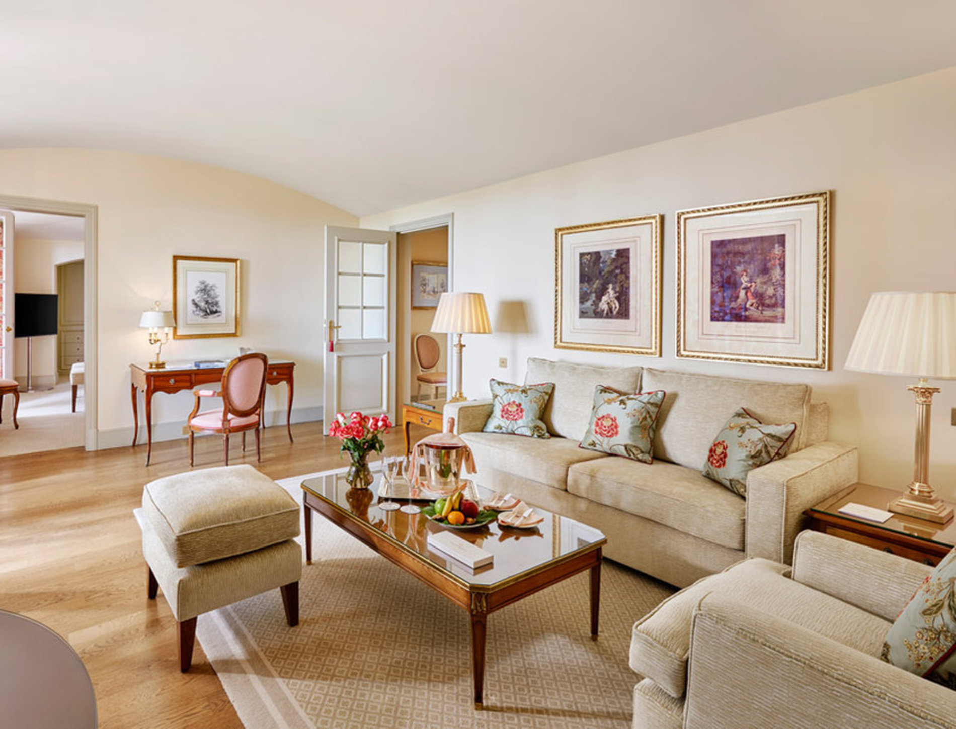 CSM - One Bedroom Suite Living-room