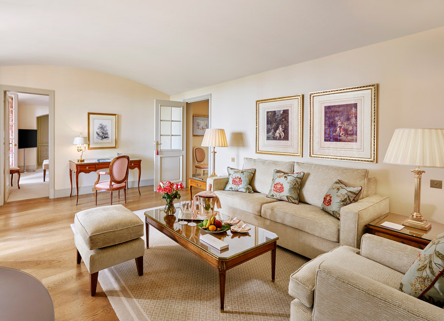 CSM - One Bedroom Suite living room