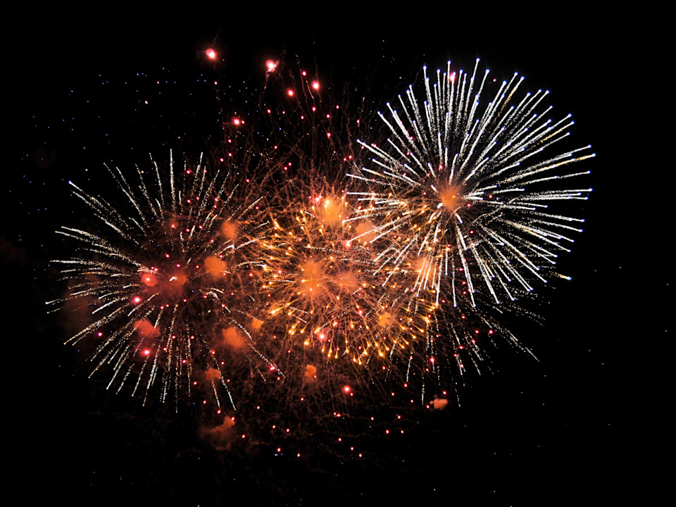 VIN - festive page - firework free stock