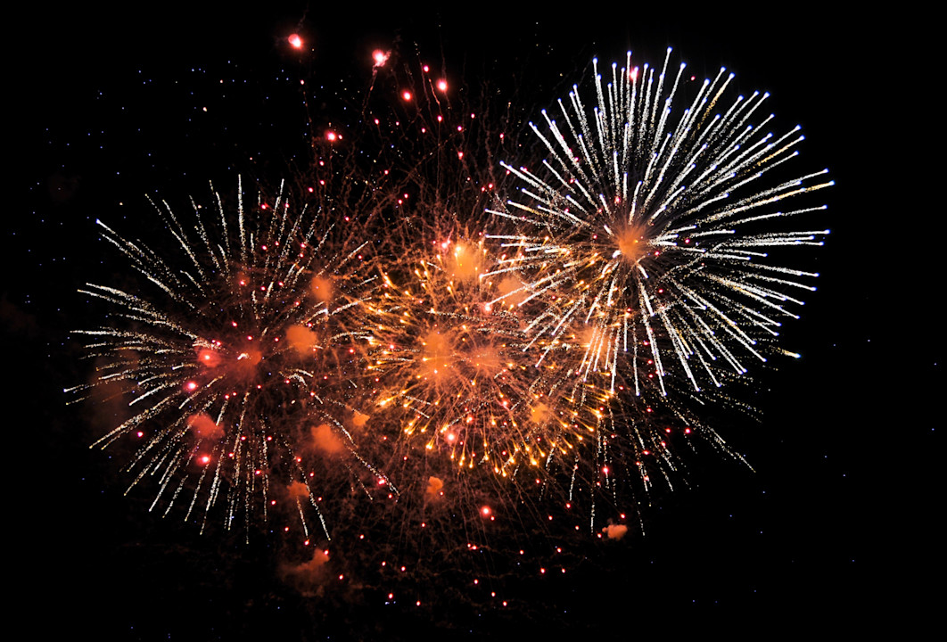 VIN - festive page - firework free stock