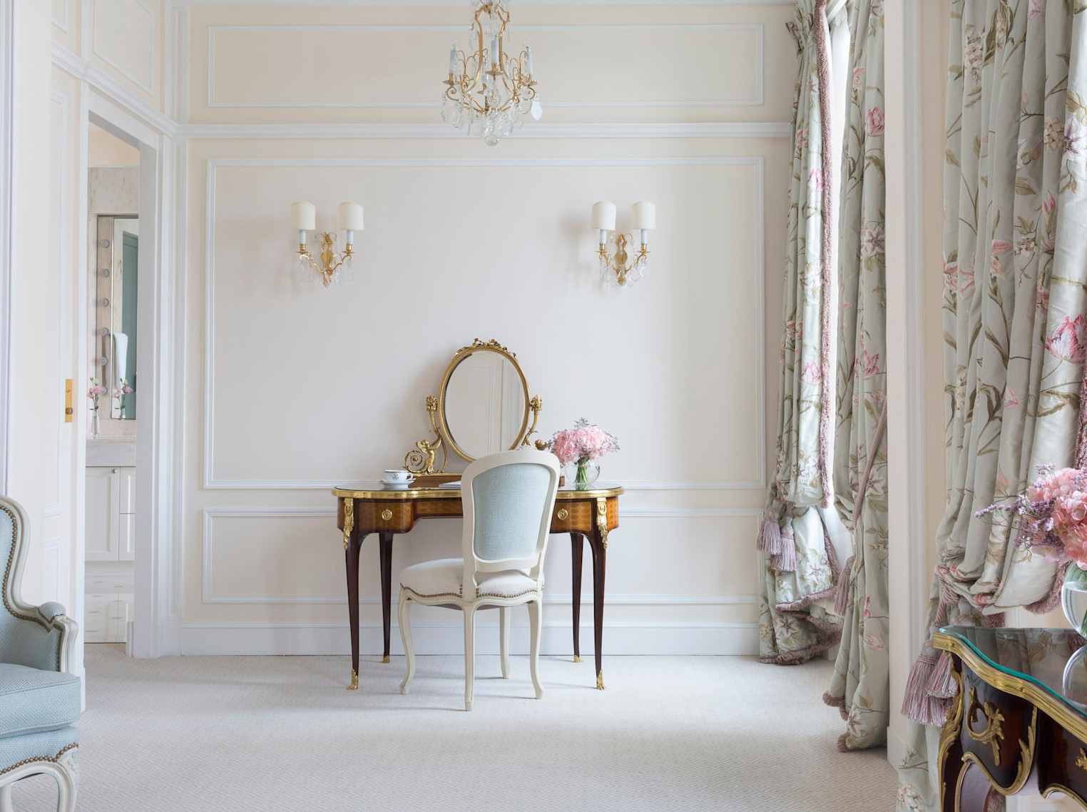 Room SUITEROYALE - Image 4