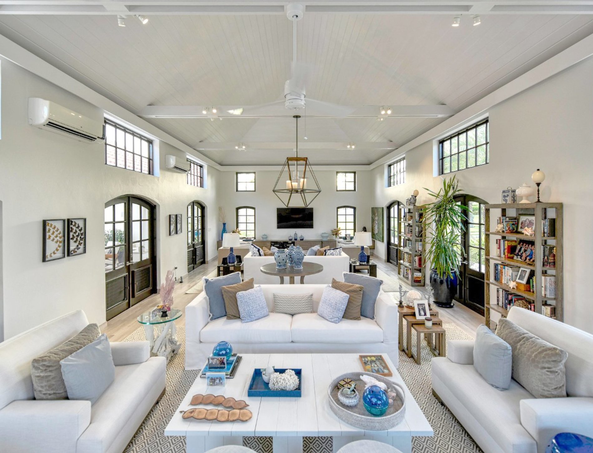 JBI - Room XMAR - Image 4