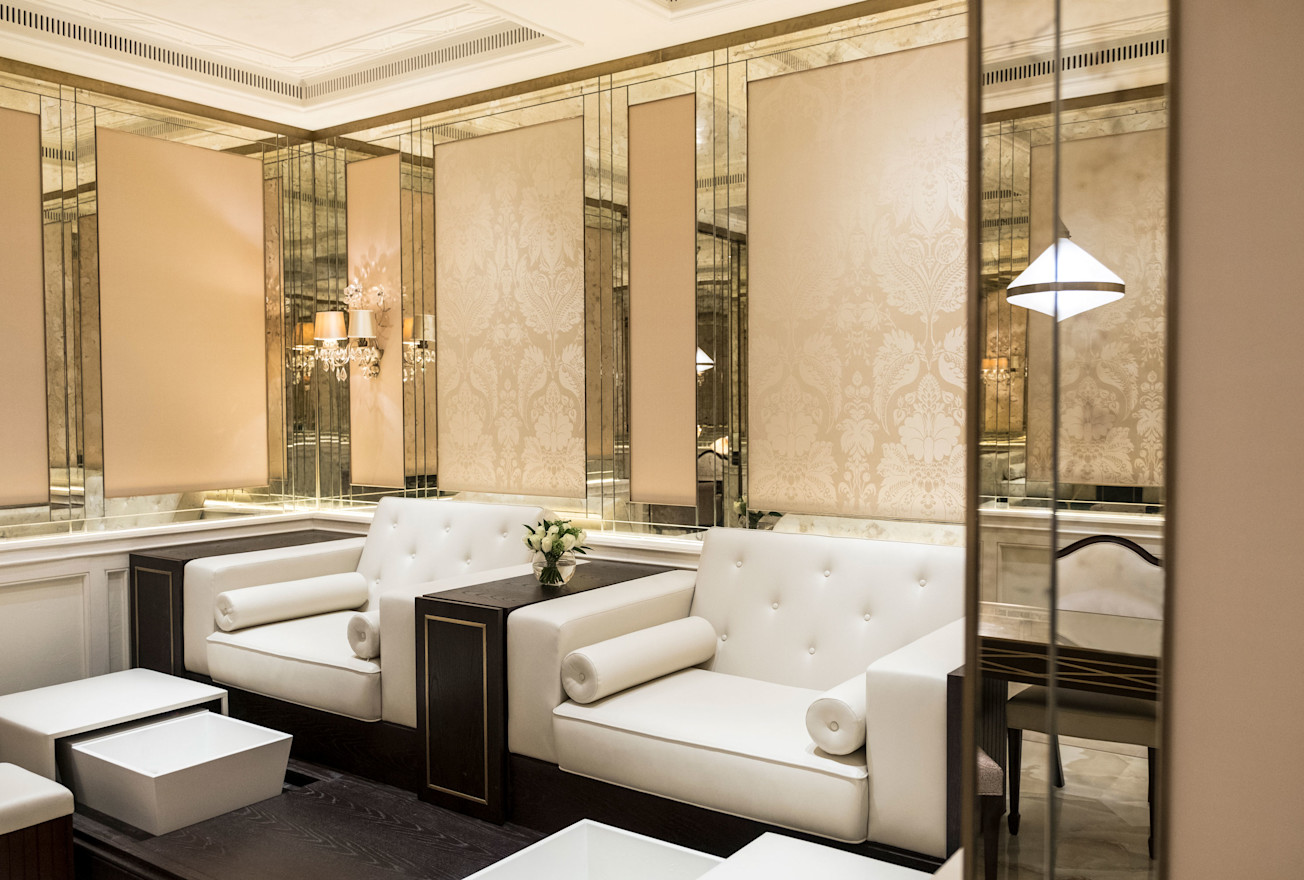 LAN - The Lanesborough Club & Spa Painting Room