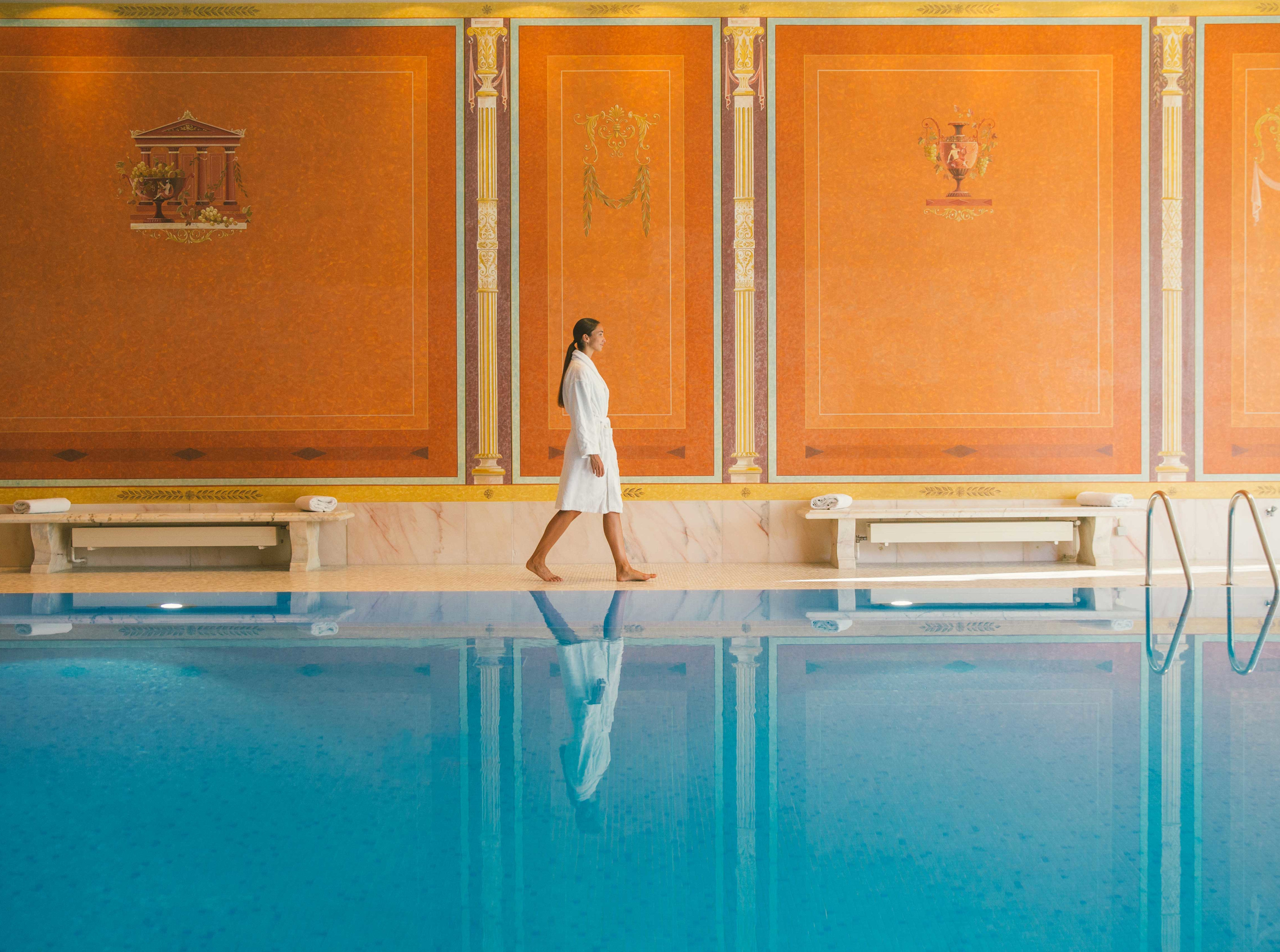 Brenners-Park-Hotel-Spa-Villa-Stephanie-Pool©Romain Reglade(1)