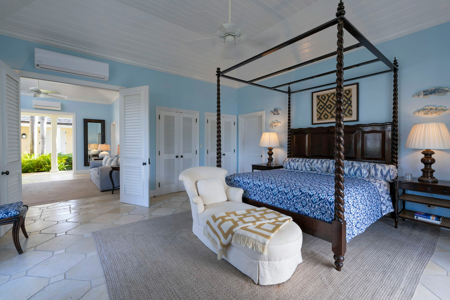 JBI - Room XOLE - Image 17