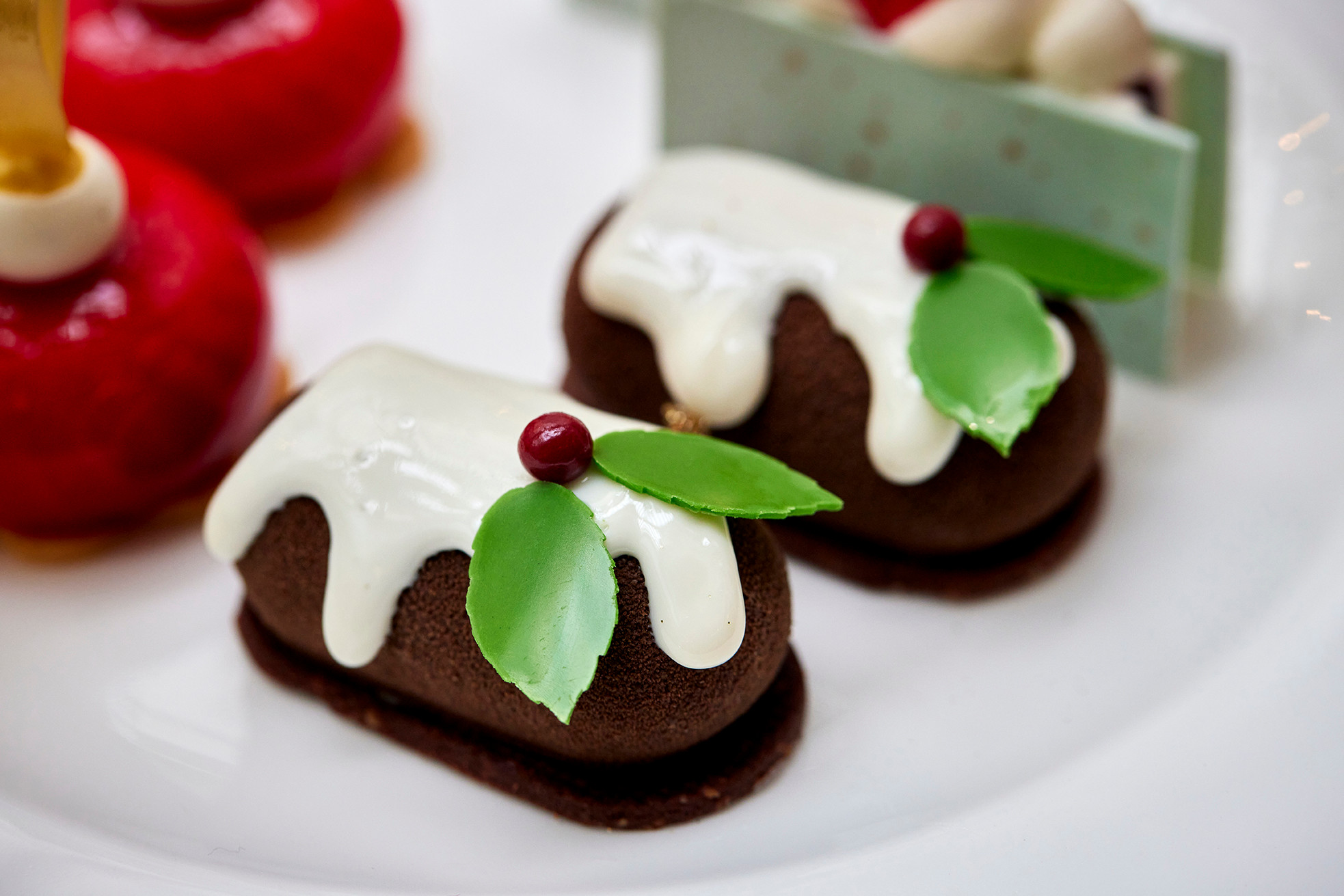 LAN - Festive Afternoon Tea - Mistletoe - 2025