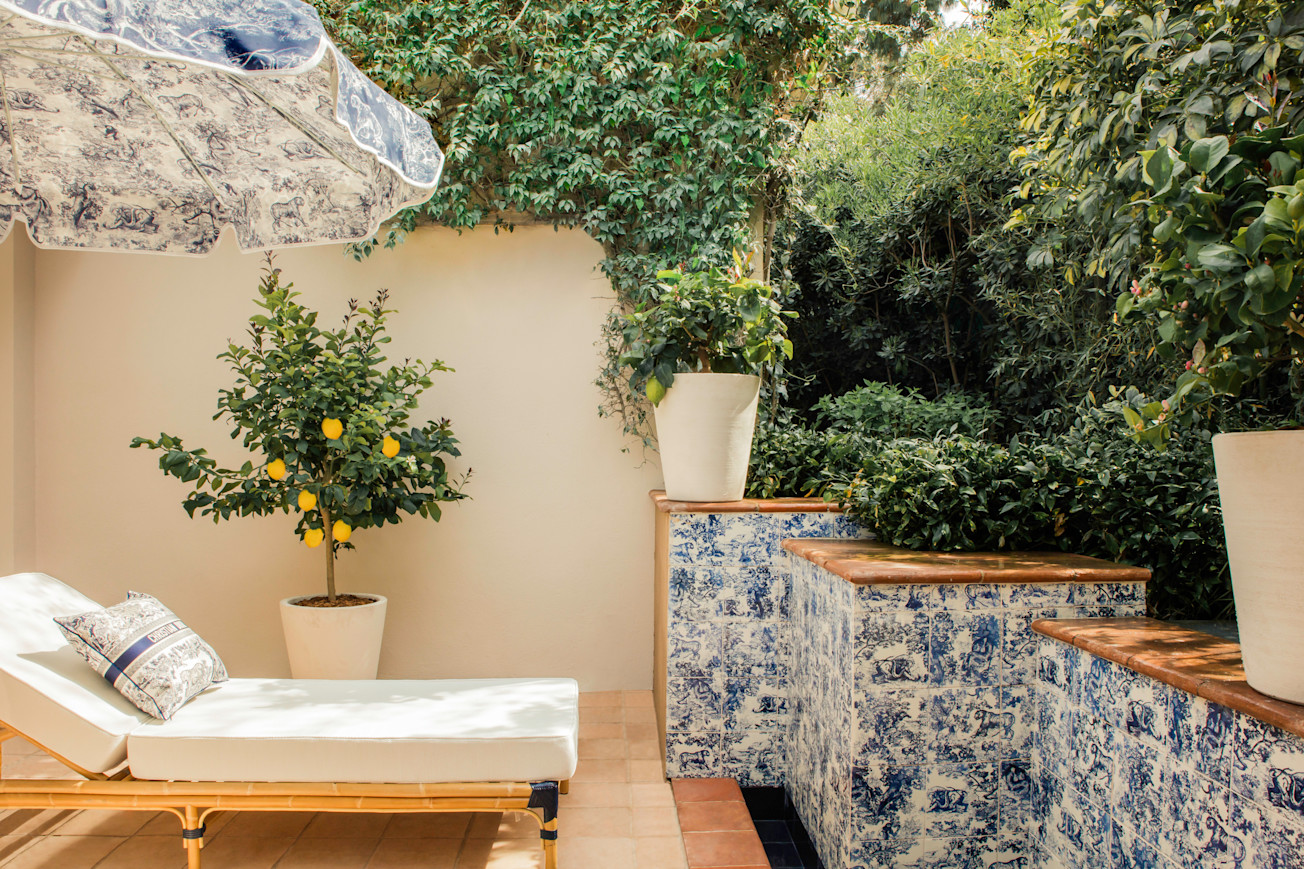 HDC - Dior Spa Eden-Roc patio